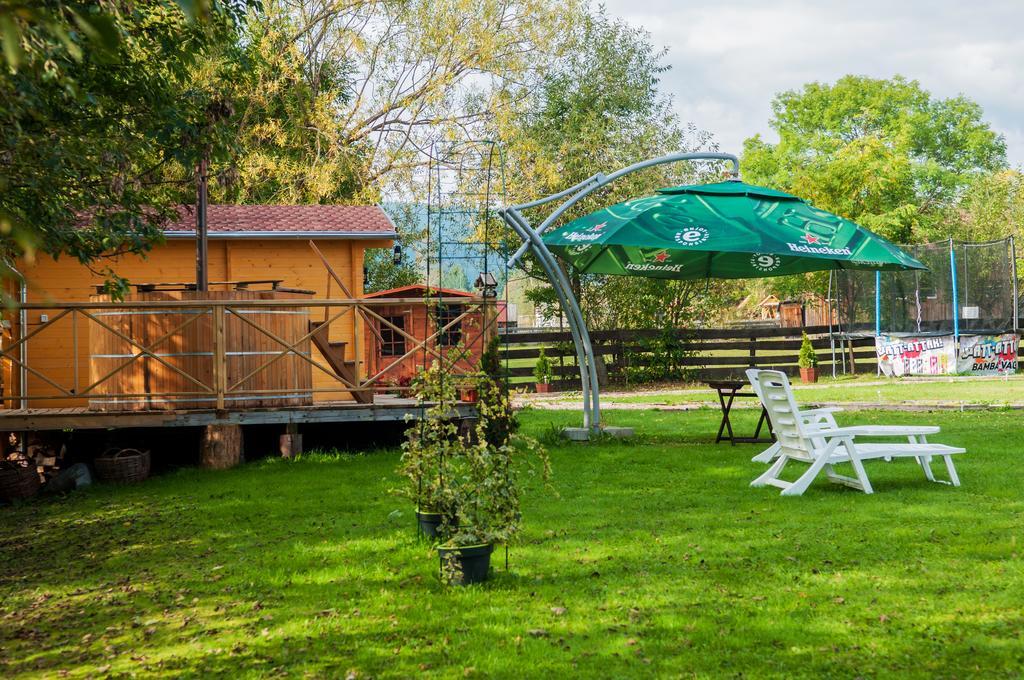 Hovirag Panzio Hotel Borzont Exterior photo