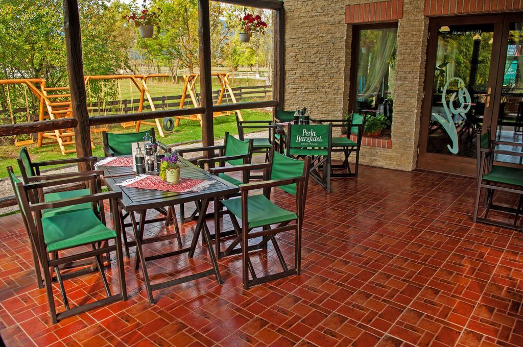 Hovirag Panzio Hotel Borzont Exterior photo